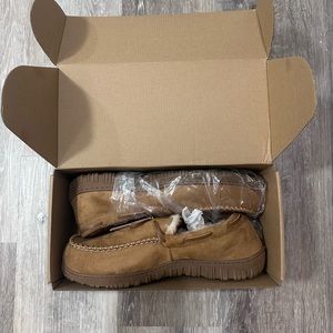 Amazon Essentials Tan Moccasins